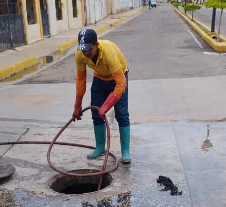 Hidrolago Realiza Mantenimiento Al Sistema De Aguas Servidas En Mara